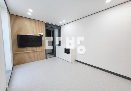 Apartment in 신성동 - View 2