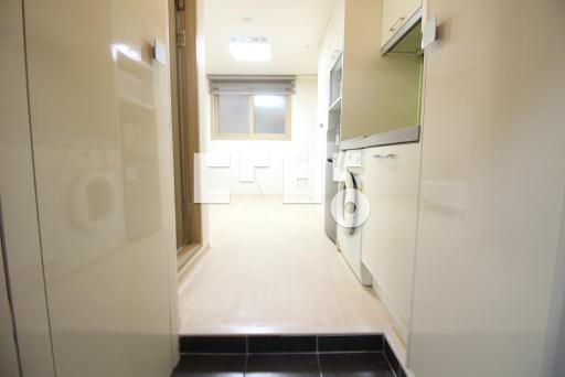 Apartment in 수원시, 영통동, 영통구 - View 2