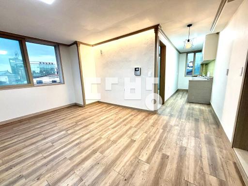 Apartment in 진북동 - View 2