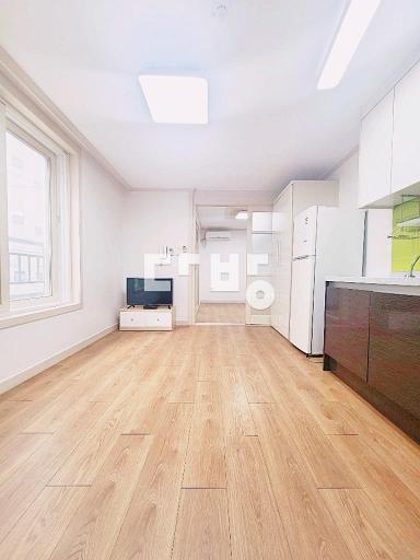 Apartment in 지산동 - View 3