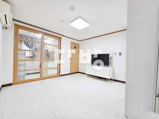 Apartment in 화성시, 병점동, 병점구 - View 3