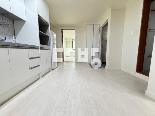 Apartment in 봉명동 - View 3