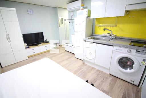 Apartment in 신평동 - View 5