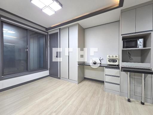 Apartment in 전민동 - View 4