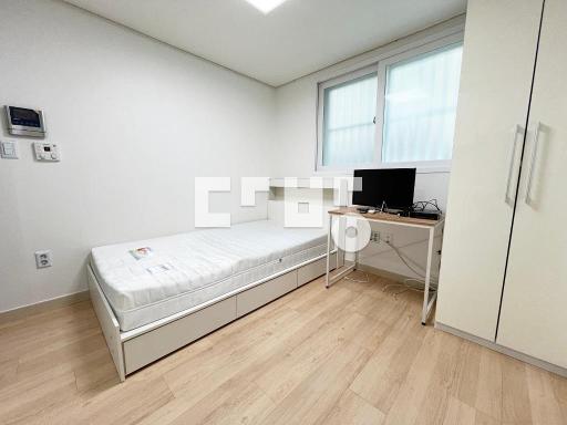 Apartment in SeoUl특별시, 번1동 - View 2