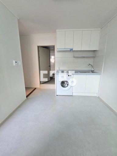 Apartment in SeoUl특별시, 암사1동 - View 2