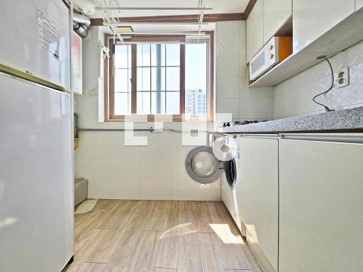 Apartment in 개금동 - View 5