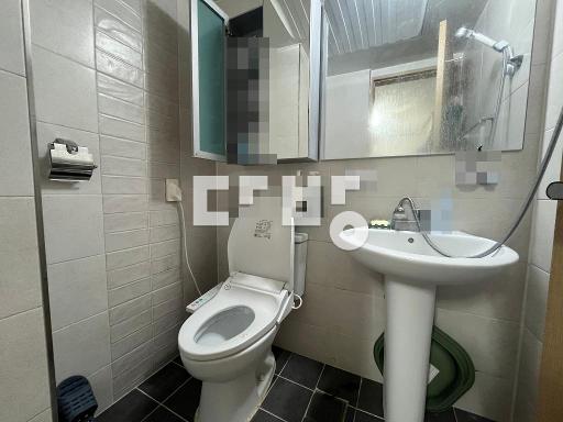 Apartment in 우만동 - View 5