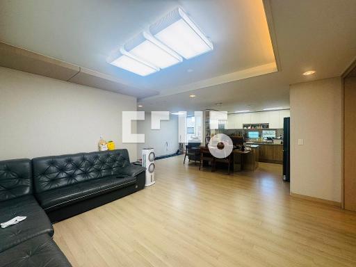 대원칸타빌4차/ 컨디션최상의 세대/ 시스템에어컨3대, 미세방충망, 중문 – pohled 4