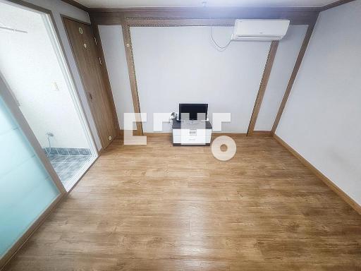 디지스트후문. 도깨비시장인근. 낮은보증금. 즉시입주가능 - Vue 4