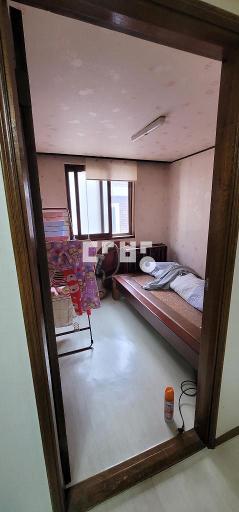 넓은전용 방3 위치및 구조좋음 남한산성입구역도보가능 앞이 트여서 환함 - Widok 3