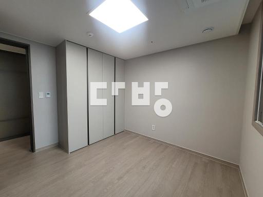 입주협의 오션뷰 영구조망 학세권 시에3대 중문 팬트리 파우더장 탄성줄눈완 - View 4
