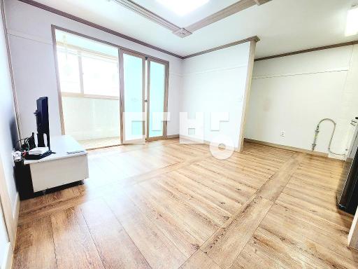 Apartment in 방어동 - View 2