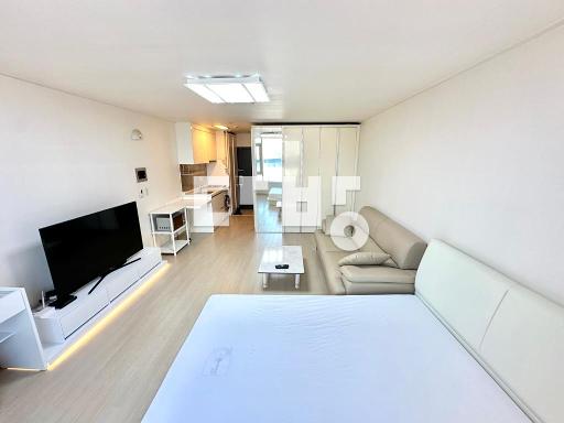 Apartment in 잠원동 - View 3