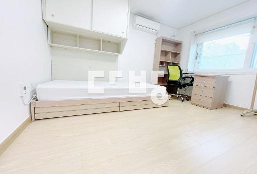 Apartment in SeoUl특별시, 녹두거리, 대학동 - View 3