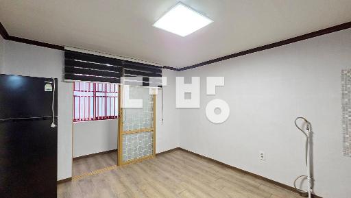 ++하복대 복대중학교인근 풀옵션 투룸 / 싱크대 교체 / 즉시입주가능++ - View 3