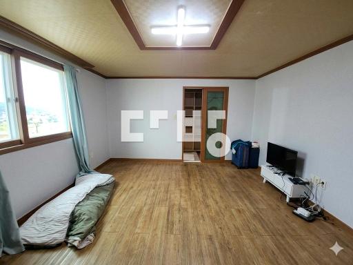 Apartment in 안골동 - View 2
